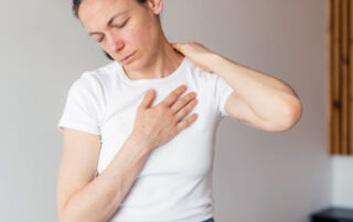 can bad posture cause chest pain